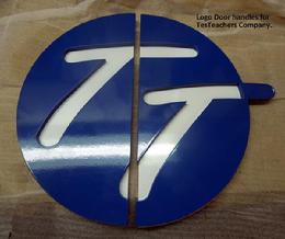 Door pull for Testeachers
