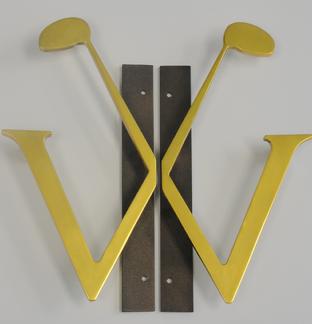 logo country club handle