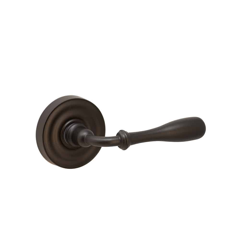Catskill Rounded Door Lever Base with Handle